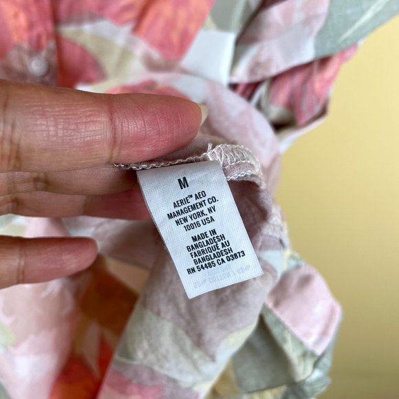 aerie Hibiscus Pastel Button Down Camp Shirt M - Picture 5 of 9